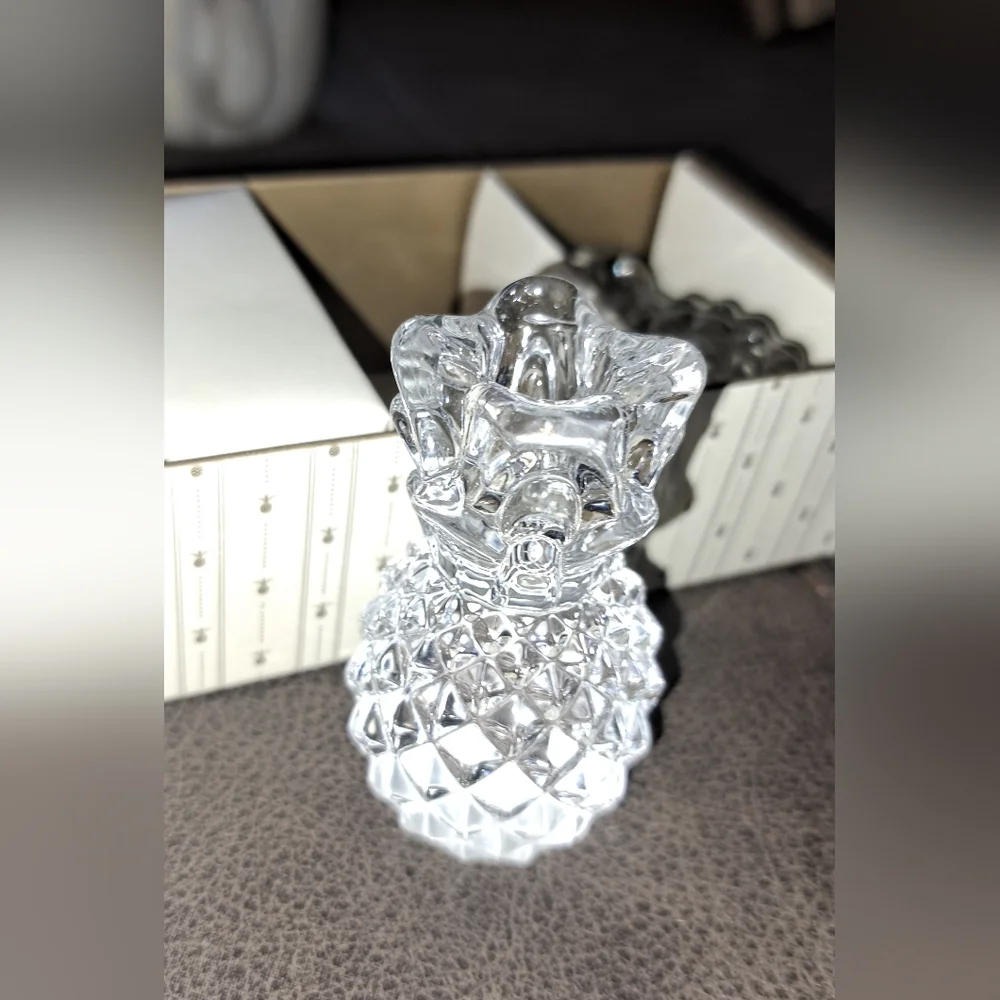New Williams Sonoma Set of 4 Glass Pineapple Tiny Tapers Candle Holders Crystal